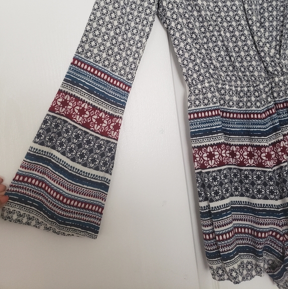 Romper from ardene small size - Picture 2 of 4